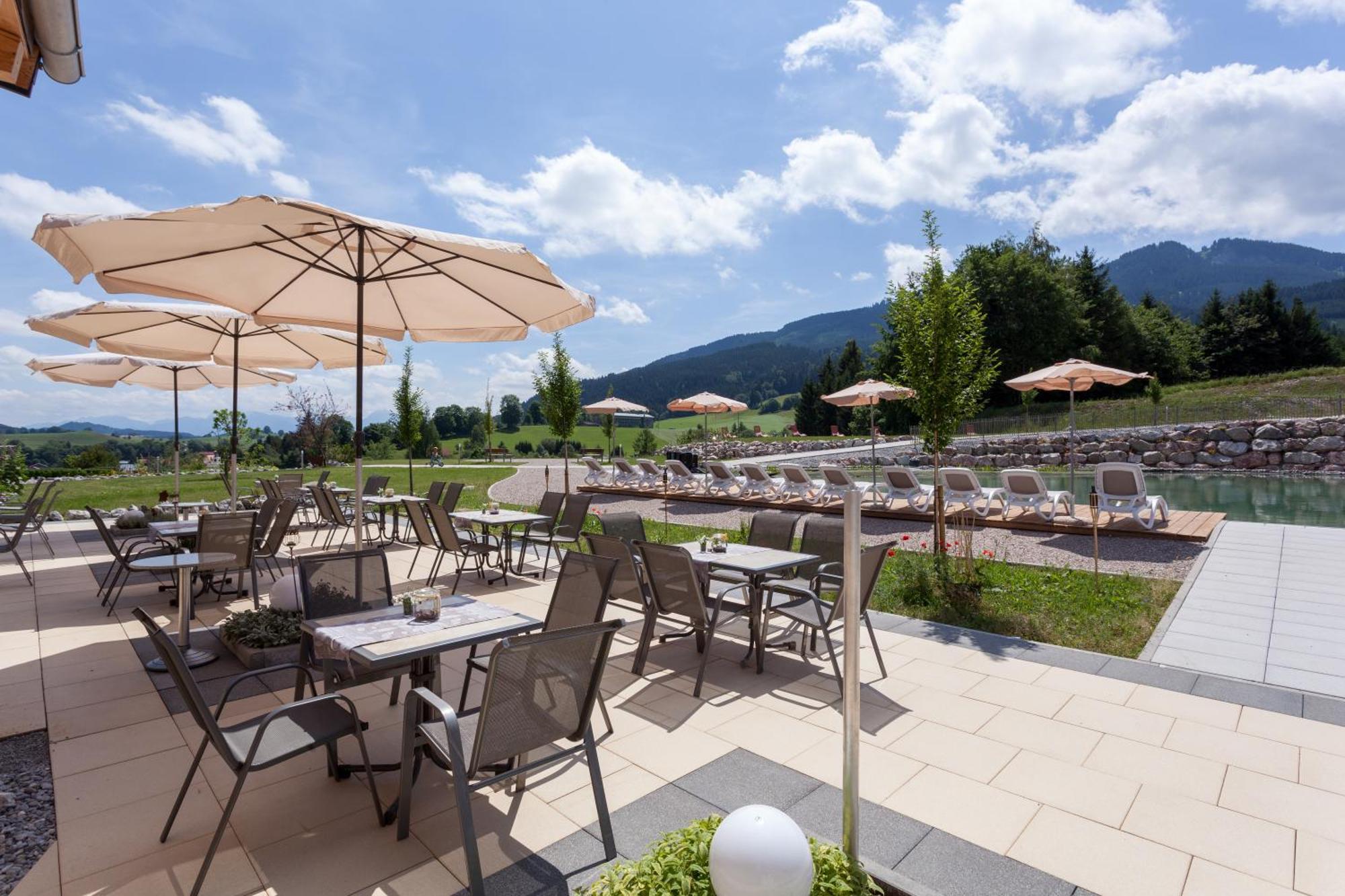 Hotel Nesselwanger Hof Buitenkant foto