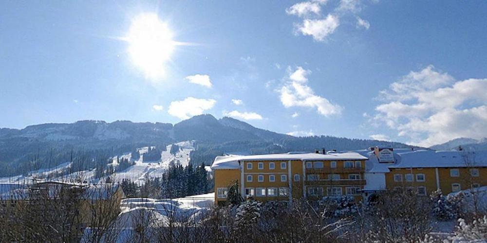 Hotel Nesselwanger Hof Buitenkant foto